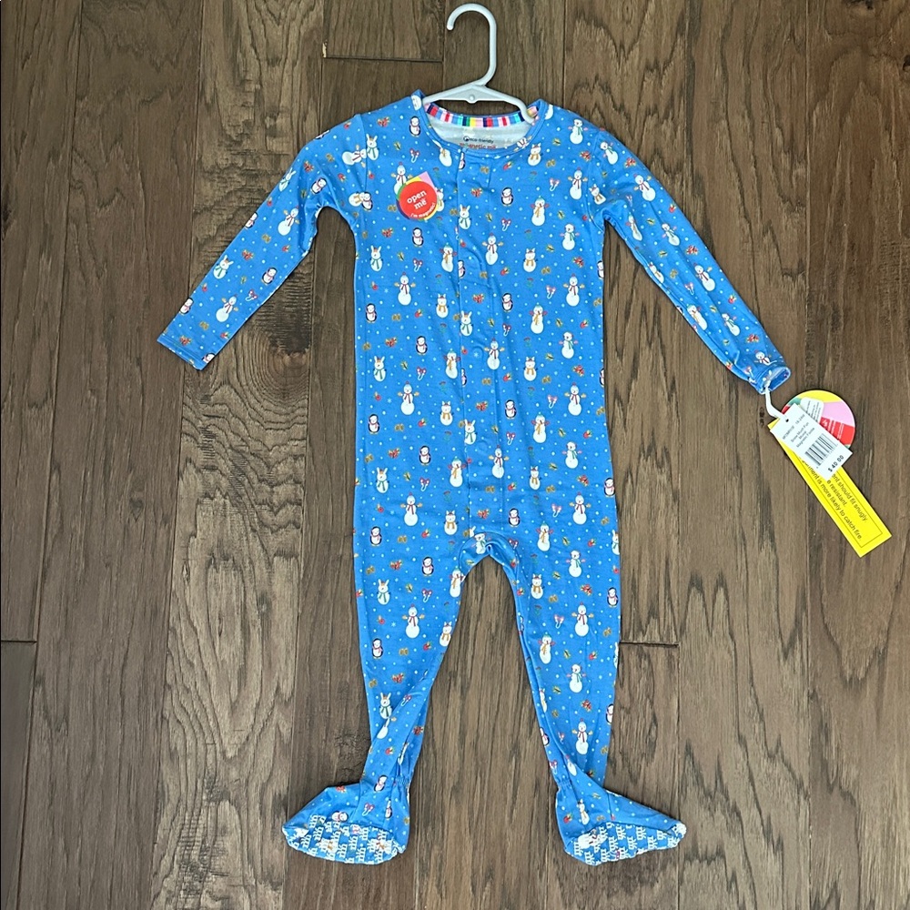 NWT Magnetic Me Snow Much Fun Modal Magnetic Footie Pajama Christmas Holiday